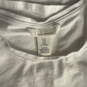 H&M White MAMA Maternity T-Shirt